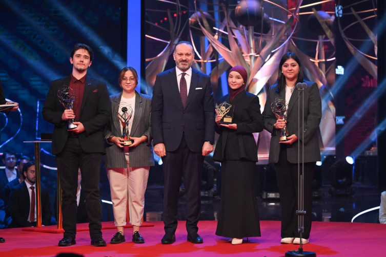 TRT Geleceğin İletişimcileri Yarışması ödül töreni gerçekleştirildi